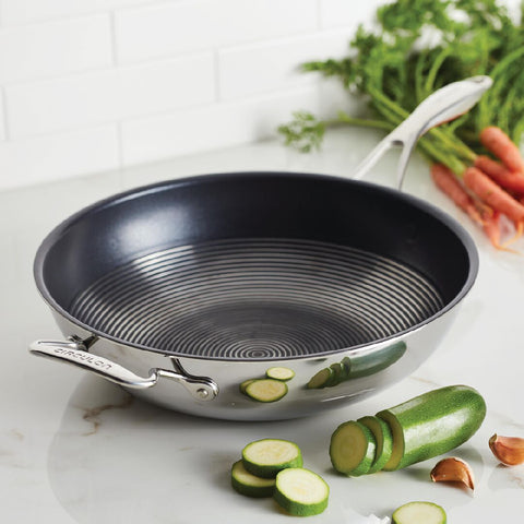 CIRCULON SteelShield C-Series กระทะผัดสแตนเลสสตีล Clad Tri-ply มีหูช่วยจับ 32 ซม. Stirfry (30052-T)
