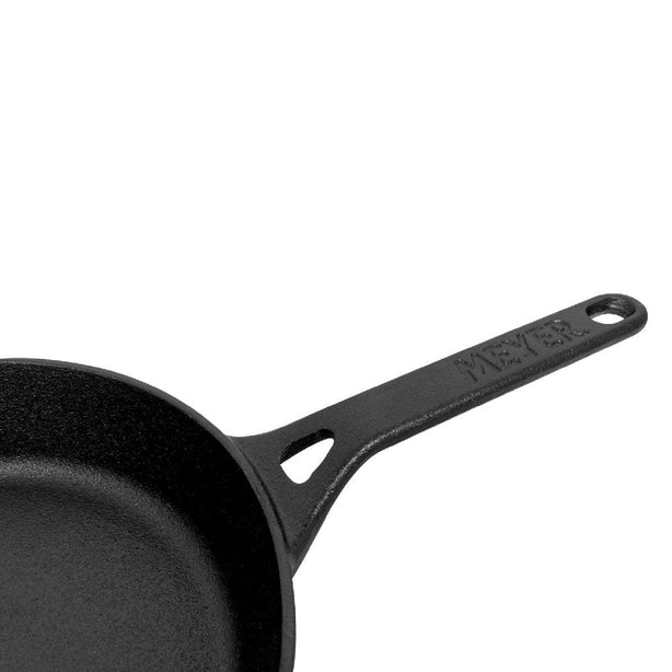 Pans - Meyer - 77Sale, Best Sellers, bestselling, Meyer - Cast Iron, payday, SKILLET, SPECIAL SALE - MEYER CAST IRON กระทะทอดเหล็กหล่อ ขนาด 24 ซม. SKILLET WITH SINGLE HANDLE (48242-C) - PotsandPans.in.th